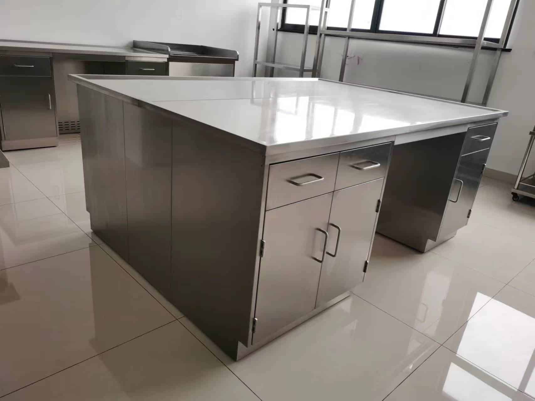 Stainless Steel central bench Stainless Steel central bench