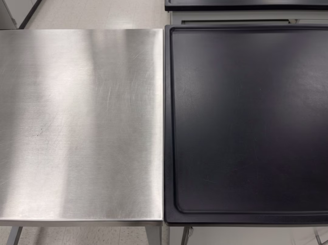 Stainless steel and epoxy tops compared Stainless steel and epoxy tops compared